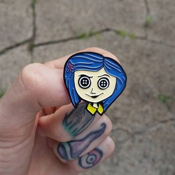 Coraline Enamel Lapel Pin Brooch - Picture 2 of 2